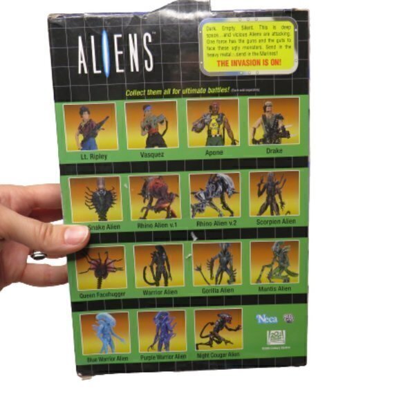 NECA Aliens: Kenner Tribute - Panther Alien 7-inch Action‎ Figure - Picture 3 of 6
